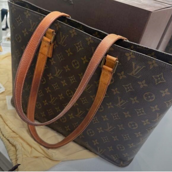 Louis Vuitton Luco Monogram Canvas Tote Bag Purse - Picture 1 of 12
